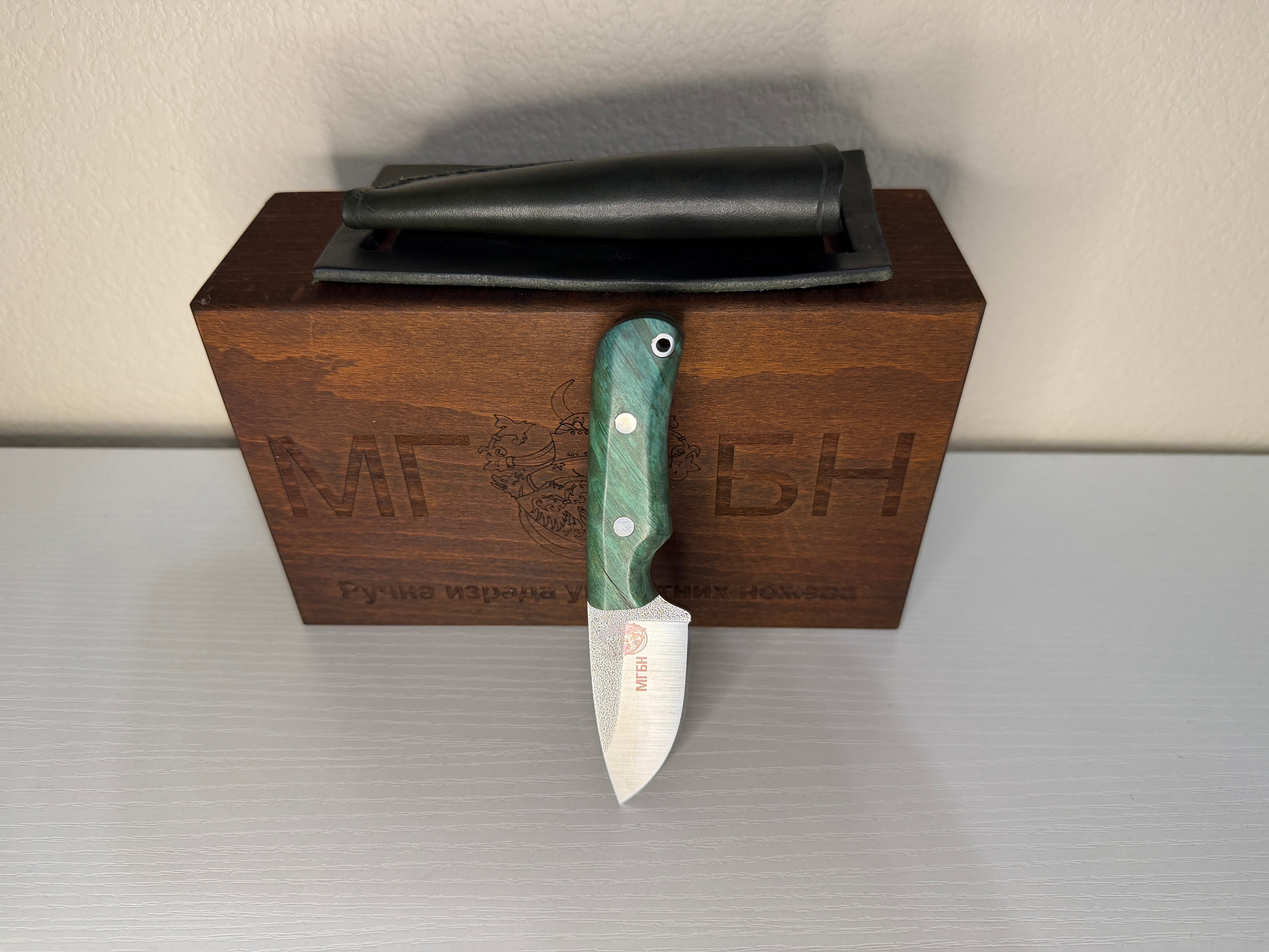 MG - Karelian Birch wood